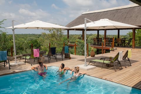 Sausage Tree Safari Camp, Pool