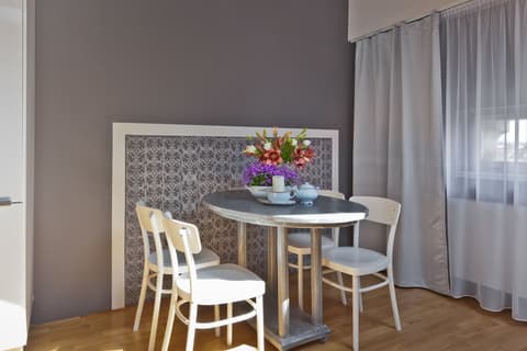 Royal Prague City Apartments, In-room dining