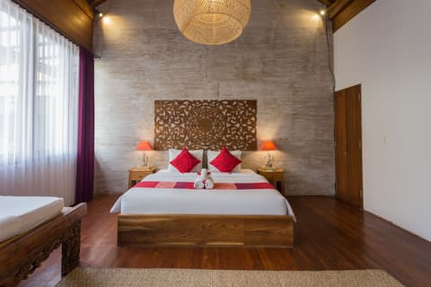 Kakul Villas & Suites