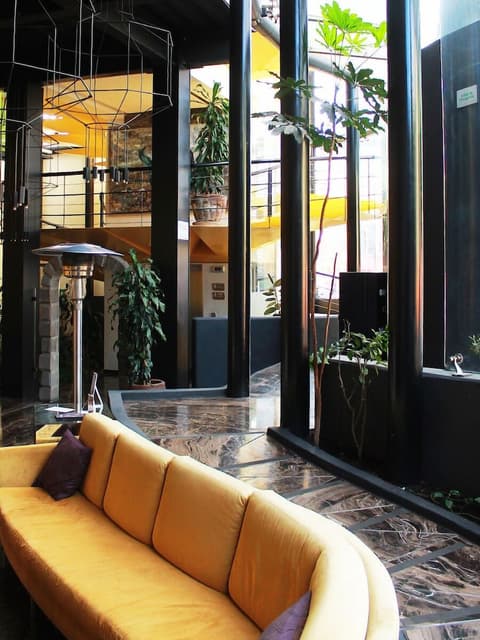 Ikonik Hotel Puebla, Lobby