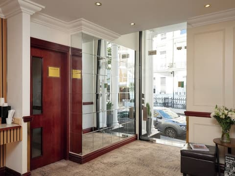 The Prime London Hotel, Reception