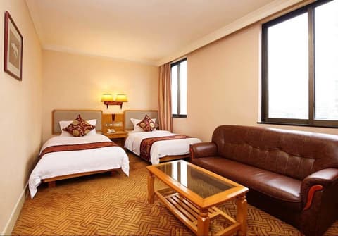 New Asia Hotel, Room