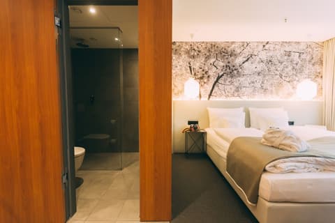 Me and All Hotel Dusseldorf, by Hyatt