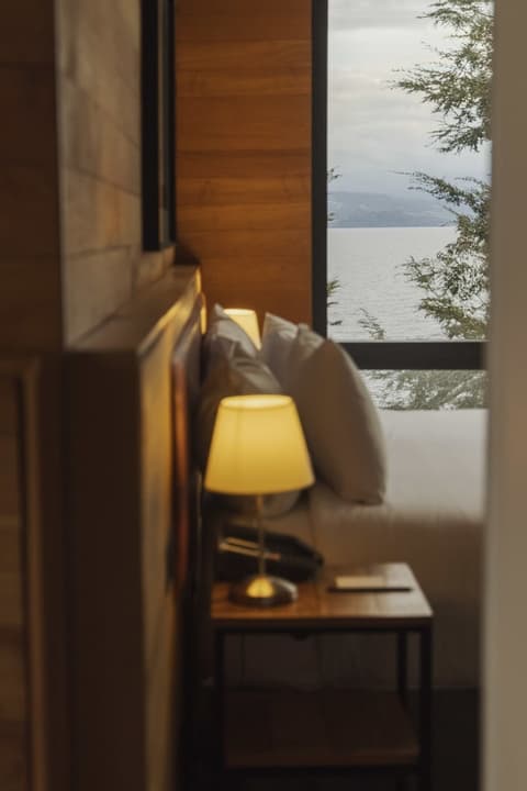 Hotel AWA Puerto Varas