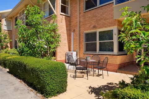 Lake Wendouree Luxury Apartments, Garden