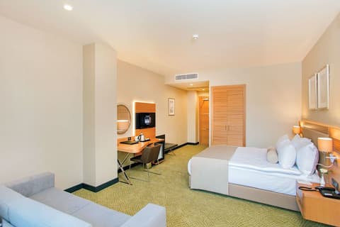 Mia City Hotel