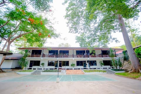 Pechmaneekan Beach Resort