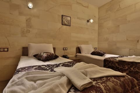 Yusuf Bey House, Room