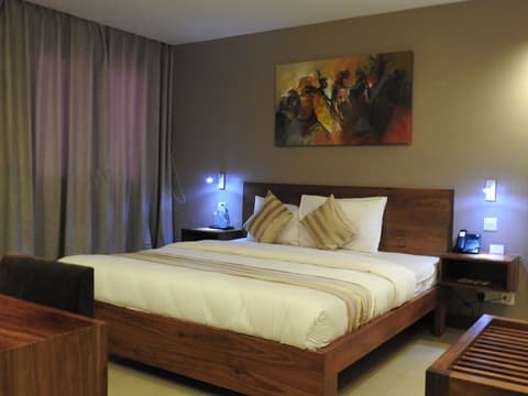 Venus Premier Hotel, Room