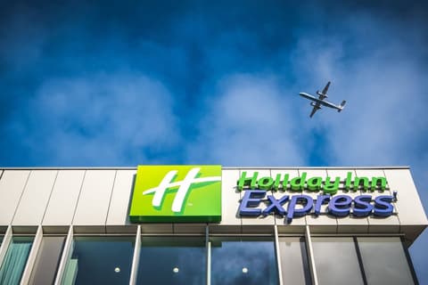 Holiday Inn Express Stockport by IHG, Exterior