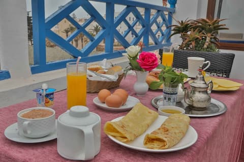 Riad Nakhla, Breakfast area