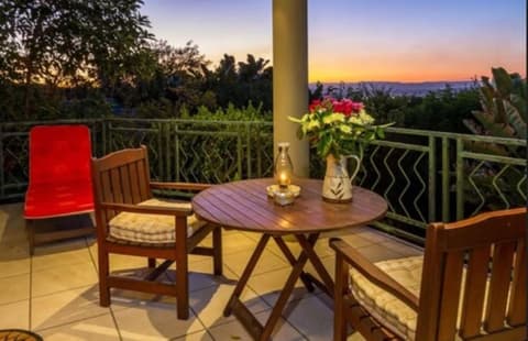 Jorn's Gastehaus, Terrace/patio