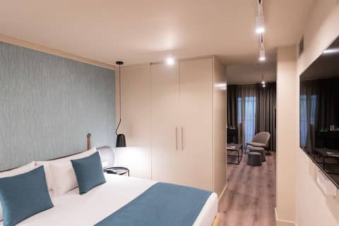 Atenea Rekord Suites Barcelona