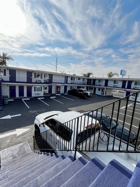 Del Aire Inn LAX, Front of property