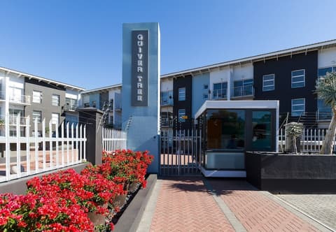 WINK Quiver Tree, Property entrance