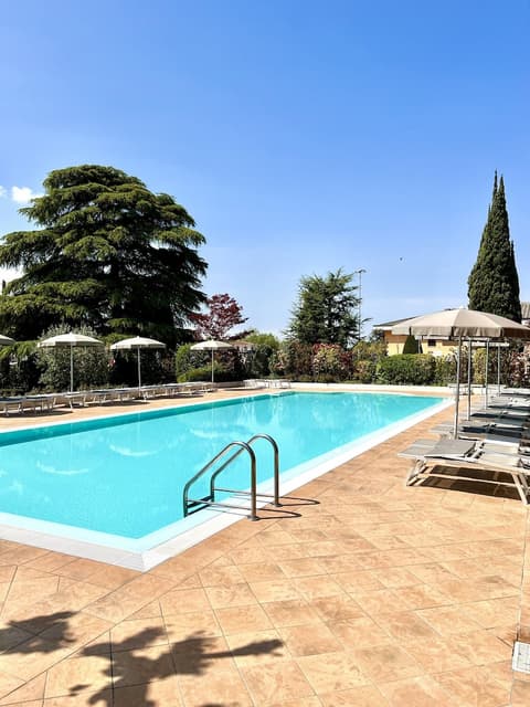 Hotel Gardenia, Pool