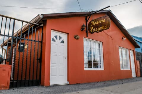 Hosteria Patagonia, Front of property