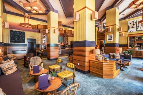 Freehand Los Angeles, Lobby