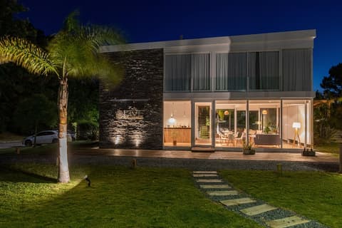 Live Hotel Boutique - Adults Only