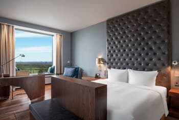 Hilton Saint Petersburg Expoforum