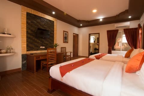 Ravorn Villa Boutique