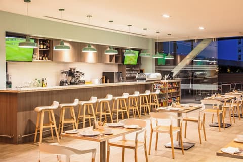 Fiesta Inn Puerto Vallarta Isla, Restaurant