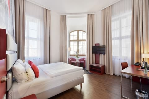 Amedia Plaza Dresden, Trademark Collection by Wyndham