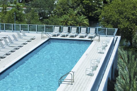 AC Hotel by Marriott Miami Aventura, Pool