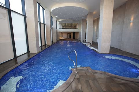Malak Regency Hotel