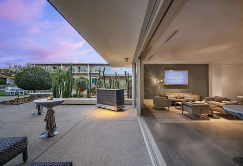 Mountain Shadows Resort Scottsdale, Reception