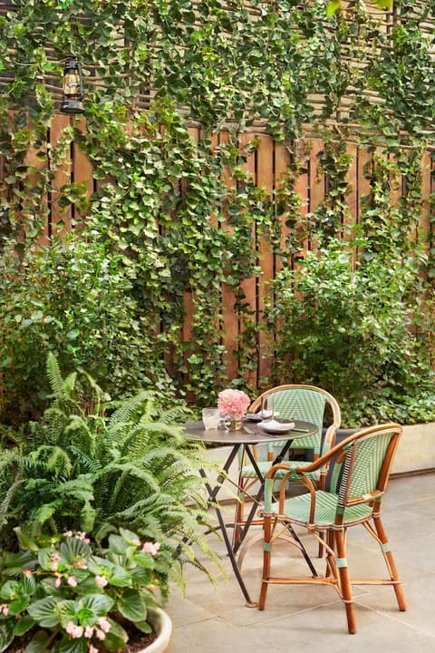 PUBLIC, an Ian Schrager hotel, Breakfast area