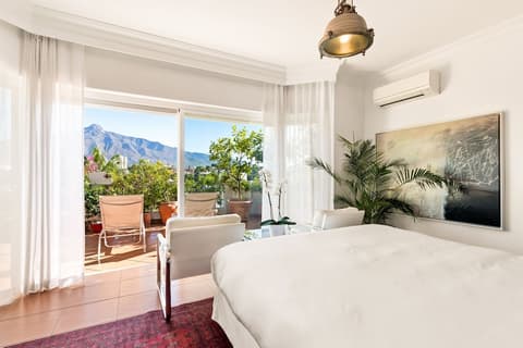 Molo Luxury Suites Puerto Banus