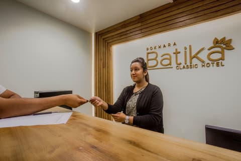 Pokhara Batika, Reception