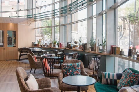 Mercure Paris Saint-Ouen, Reception