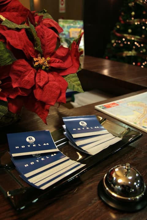 Hotel 44