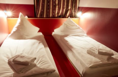 Ballhaus Berlin Hostel, Room