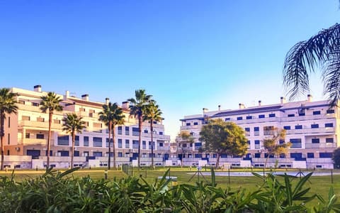 Apartamentos Las Dunas, Property grounds