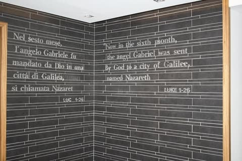 Tabar Hotel, Reception