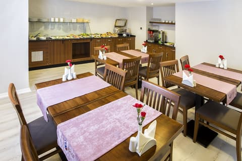 Perla Arya Hotel