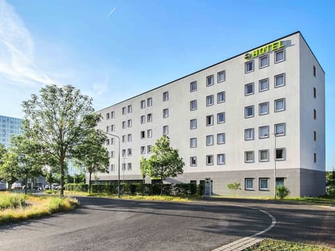 B&B Hotel Frankfurt-Airport, Exterior