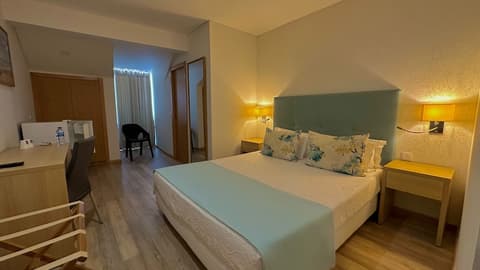 Sea Garden Residência, Room