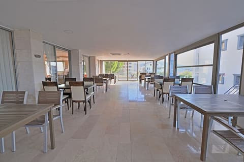 Calis Hotel
