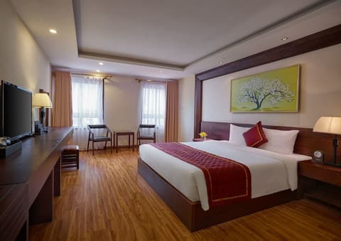 Freesia Hotel, Room