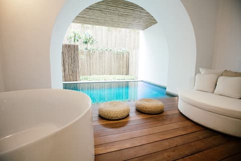 SALA Samui Chaweng Beach Resort