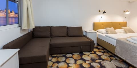 Grand Jules Boat Hotel Budapest, Room