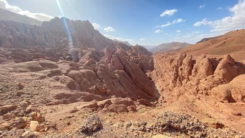 Auberge Miguirne chez Ali, Hiking