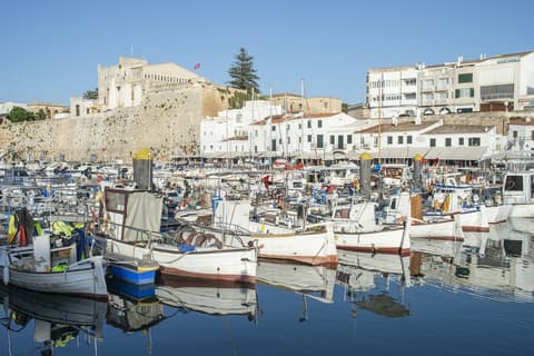 Pierre & Vacances Menorca Cala Blanes, Marina