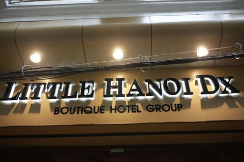 Little Hanoi Deluxe Hotel, Exterior
