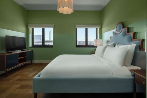 The July - Twenty Eight, Room