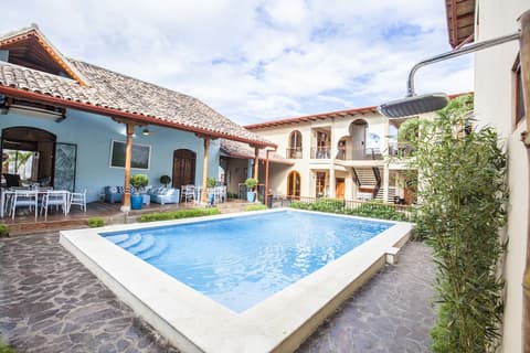 Plaza Marbella Granada Condiminiums